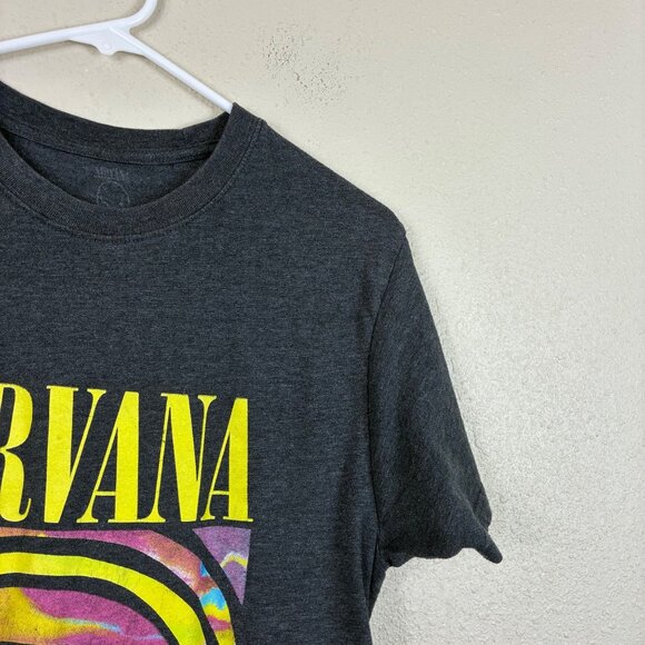 Nirvana Graphic Print Band Tee Gray Size Large Grunge - Picture 4 of 6